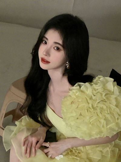 鞠婧祎