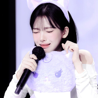 这世界荒凉如岛 我也可以是你的小依靠（≧∇≦）