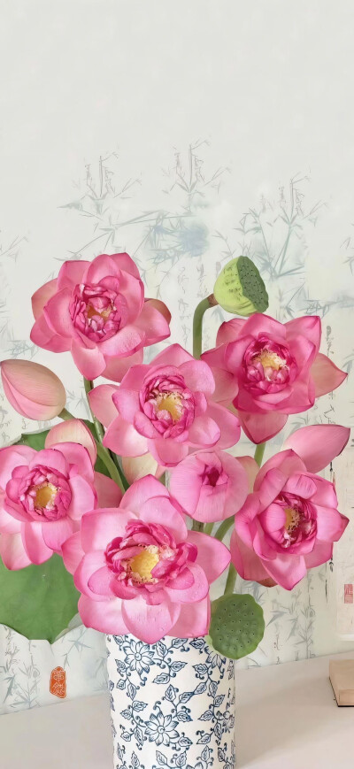 “把好运藏在花里，愿它能为你带来幸运与欢愉” ​​​