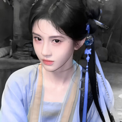 鞠婧祎