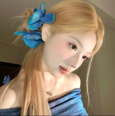 女头