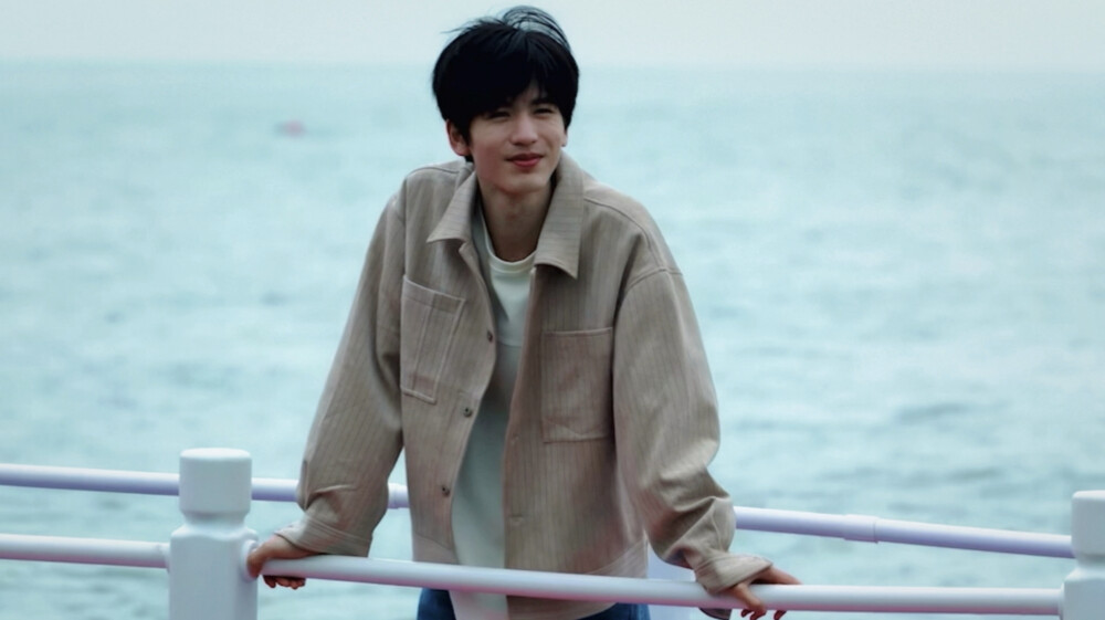 《樱桃琥珀》蒋峤西（张凌赫饰）