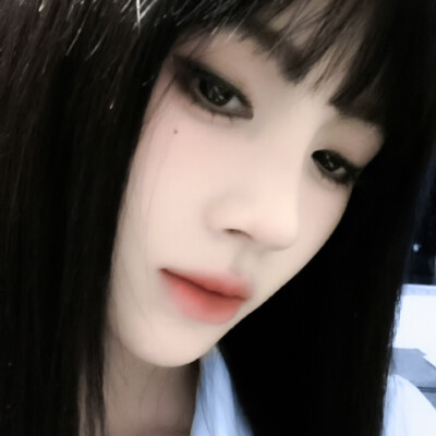 鞠婧祎