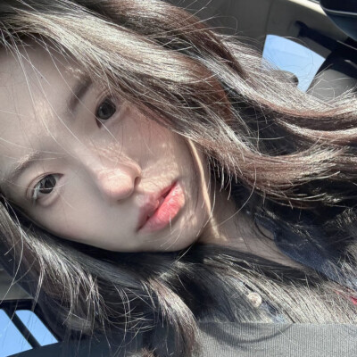 女头
二传头像注明出处