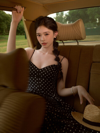 林允