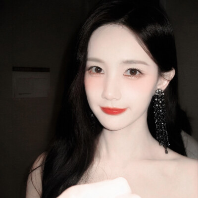 李一桐