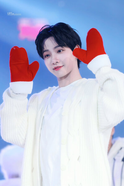 明明尼
