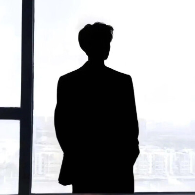 所爱隔山海 山海不可平。