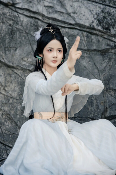 全宗飞升！娇娇女儿独宠修真界 梦娇娇
