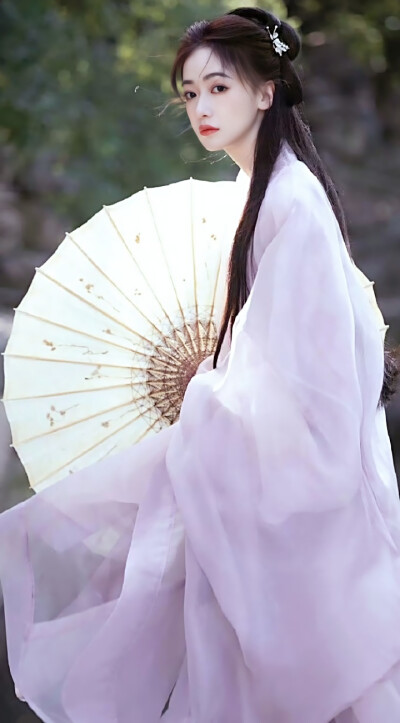 吴谨言