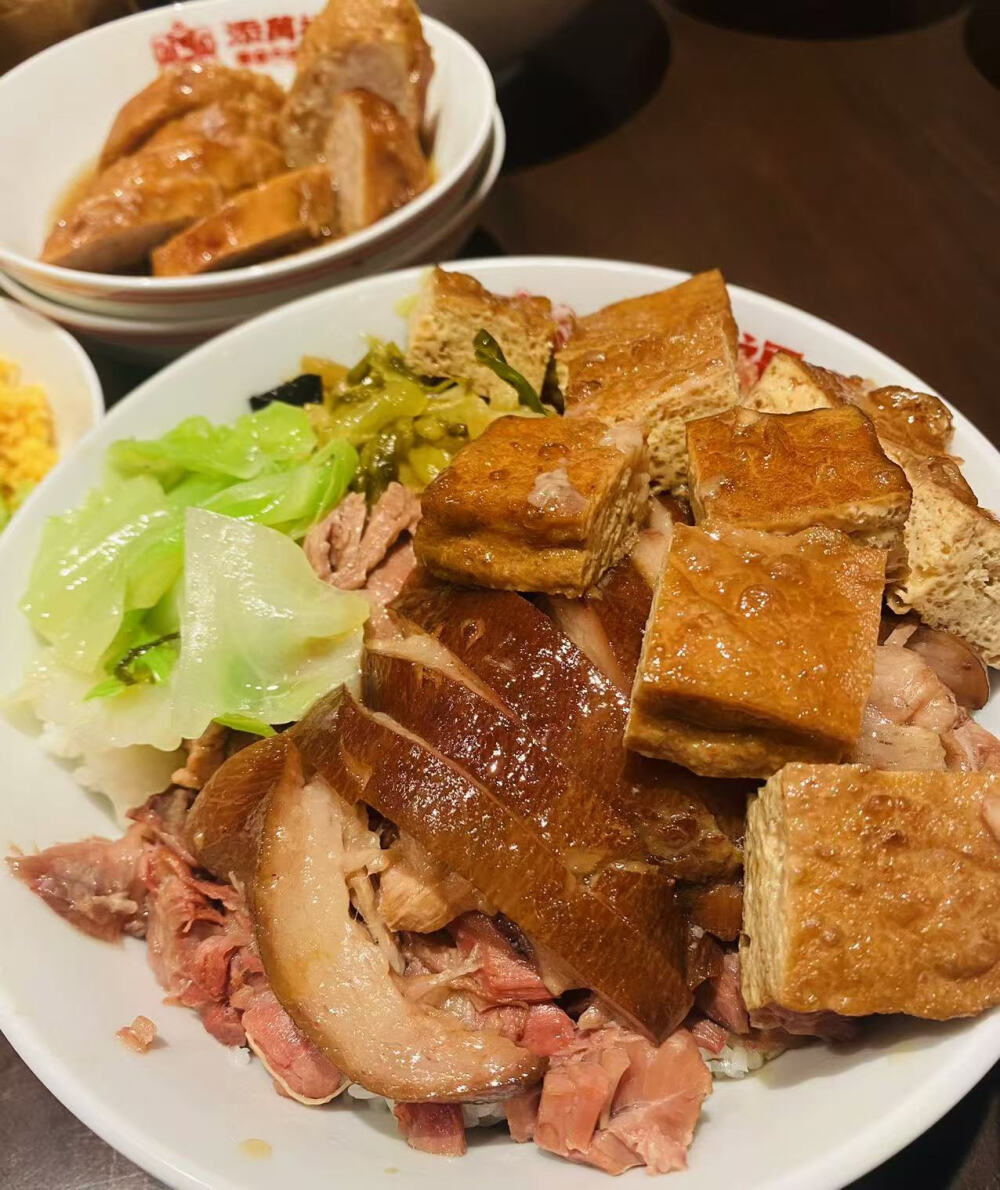 湘菜 烤肉 寿司 日本料理 云南菜 菌子