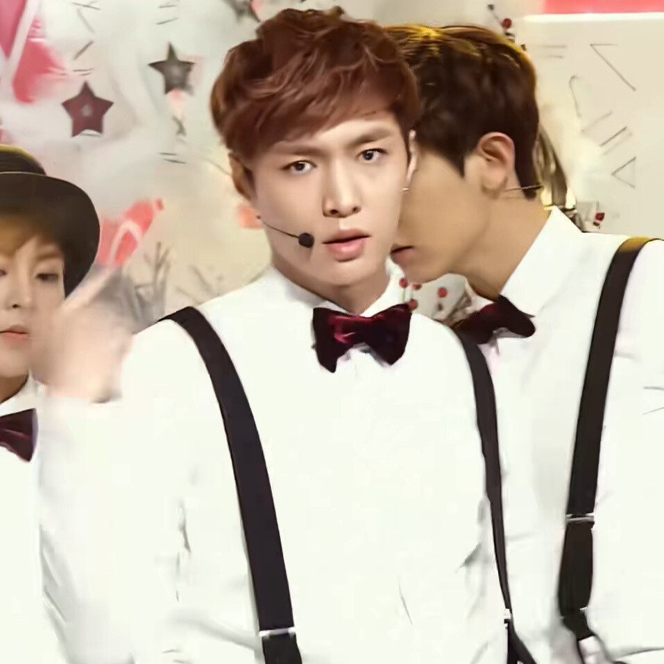 考古 LAY SEHUN CHANYEOL