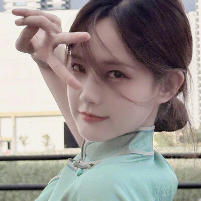 天鹅湖转了一个圈圈圈圈