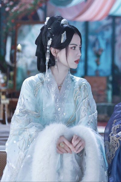 半醒浮生 殷筝