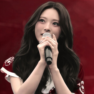 
妲己可以眩晕我1.5秒，张良可以控制我2.2秒。东皇也可以控制我2.2秒，墨子大招能眩晕我3.3秒。弈星大招可以限制我四秒。老夫子大招能困住我五秒。可是姐姐的魅力却困了我一辈子