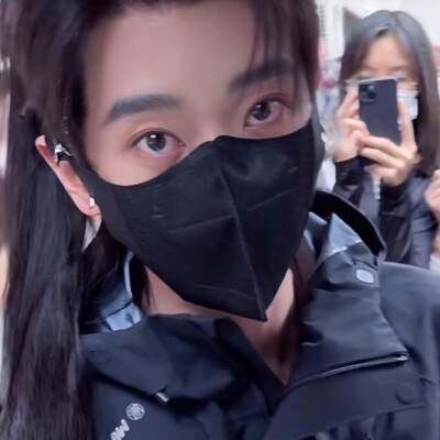 丞磊