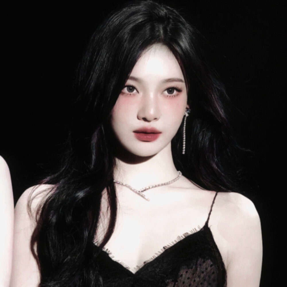  Medieval sculpture—"中世纪雕塑"+