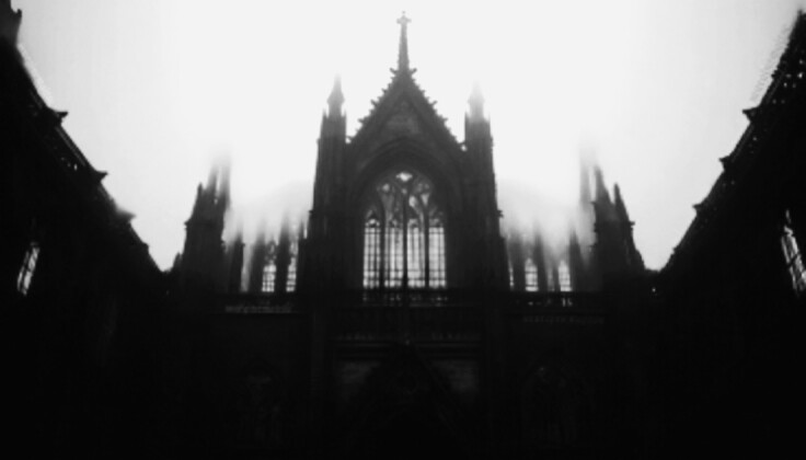  Medieval sculpture—"中世纪雕塑"+