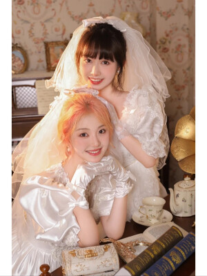 婚纱女孩
来源：小红书@付慧琳
侵权删