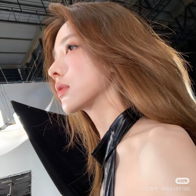 女头