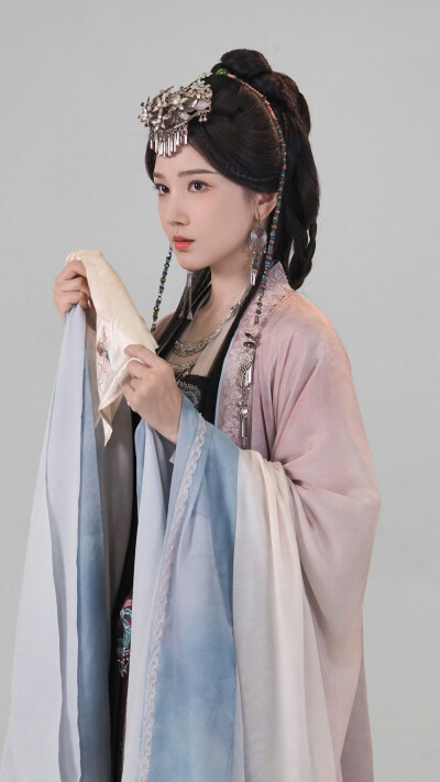 陈小纭