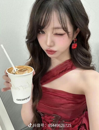 张元英