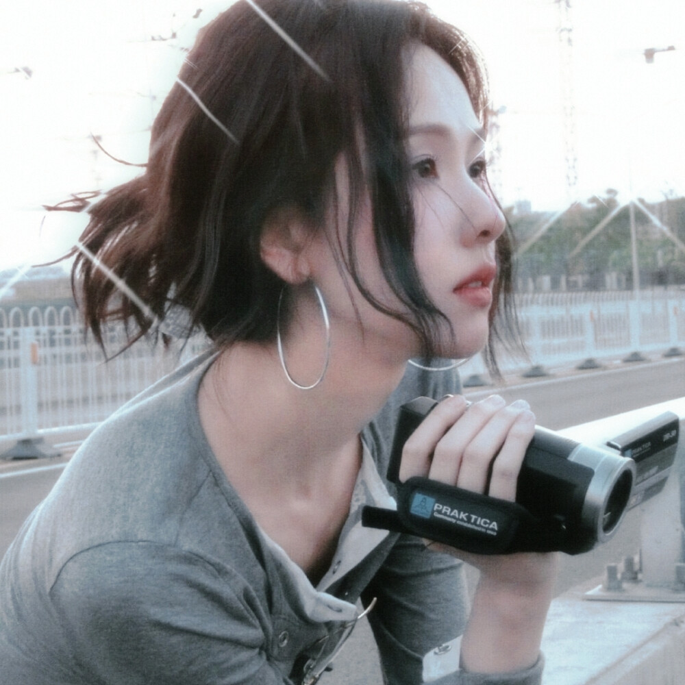 明天开学啦 缓更 单休会补赞~