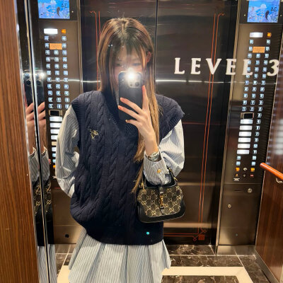 女头
