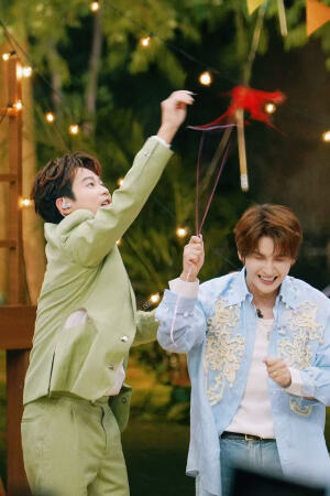 亮哥 猫猫  远远