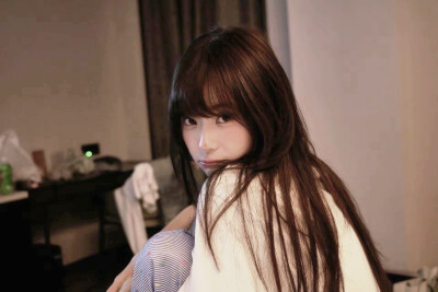 美女头像 来自网络侵删