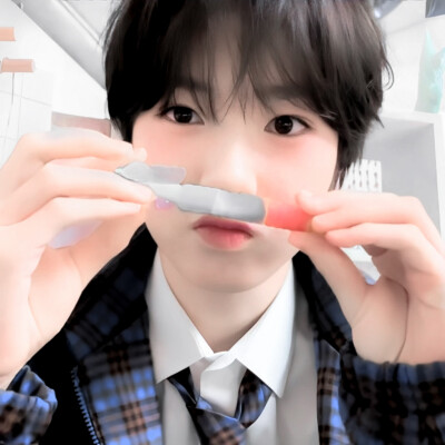 咦 我不是最可爱的婴儿吗