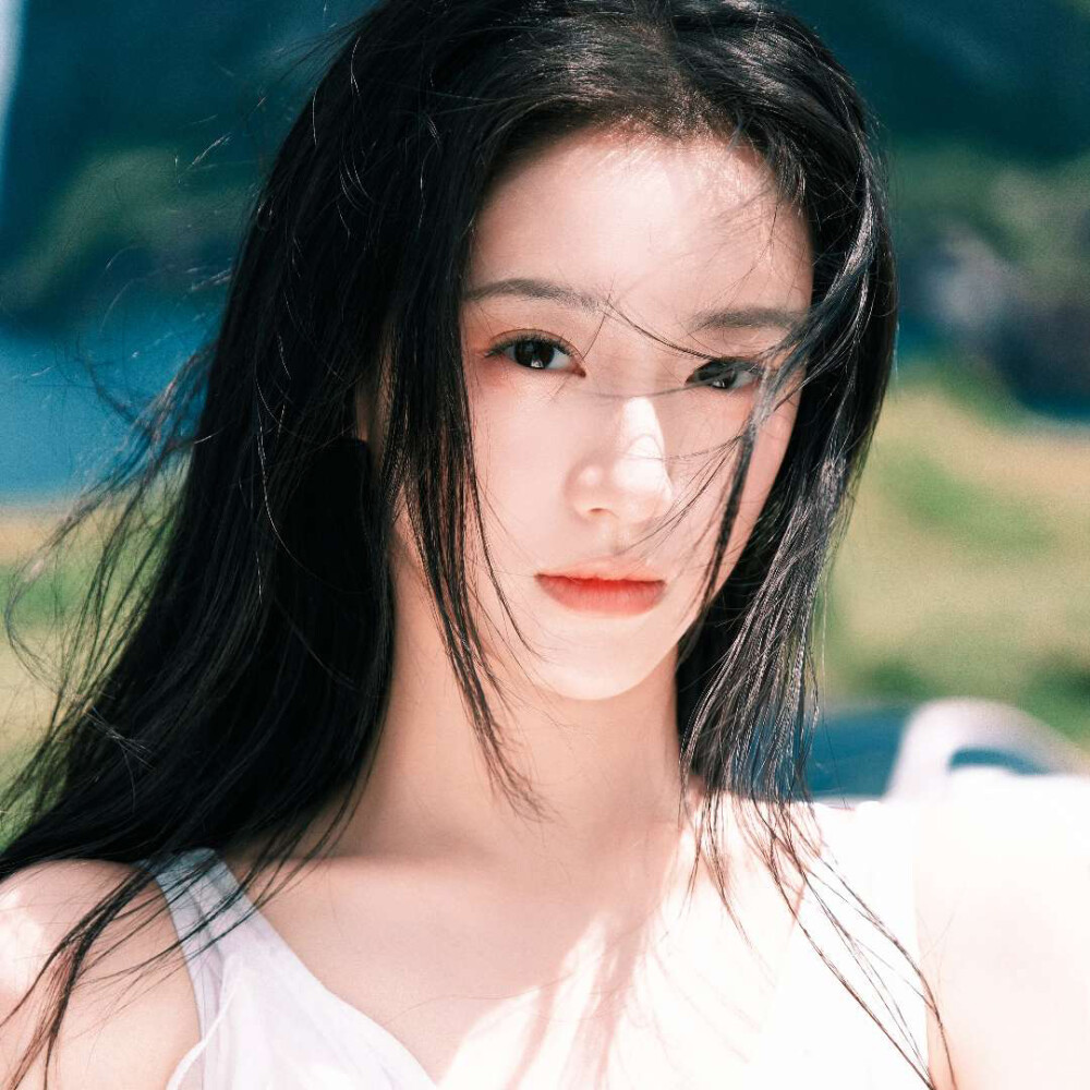 你我像二十一世纪残留的木质春