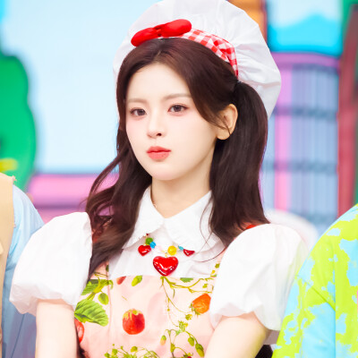 杨超越
