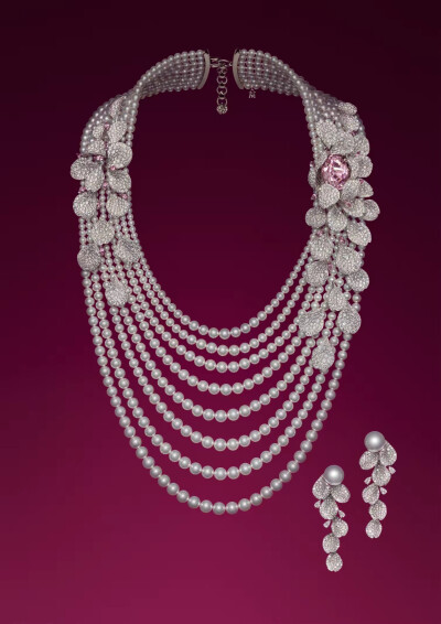 『珠宝』Mikimoto 推出 Les Pétales 高级珠宝系列：芳登广场玫瑰花瓣