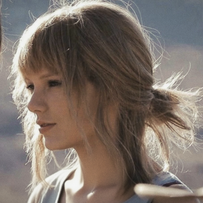 Taylor swift
2025.7.30