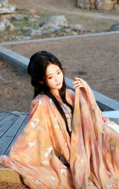 邢菲