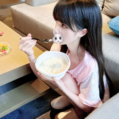 幻想是廉价的止痛剂