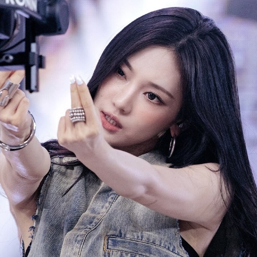 宁艺卓舞台可二改