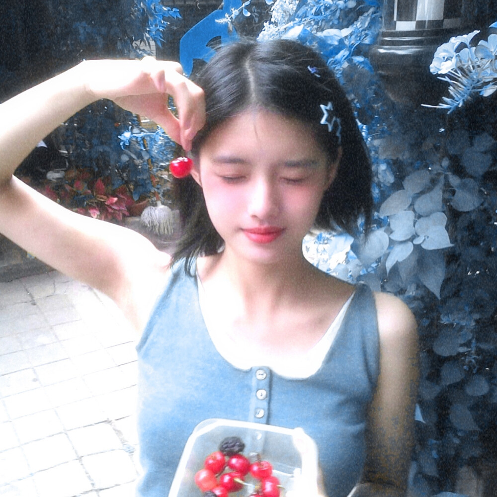 超级幸运的抽到@LLian-05hz女神调的超级无敌好看的艾米宝宝 ^ - ^