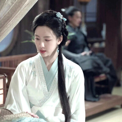 陈都灵 冯衡
cr：鸿灵初