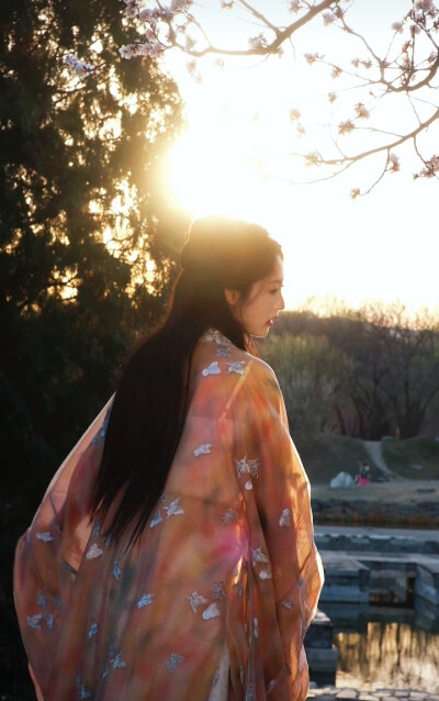 邢菲