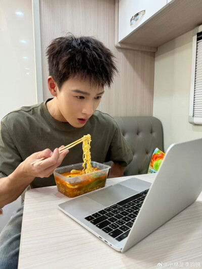 李昀锐