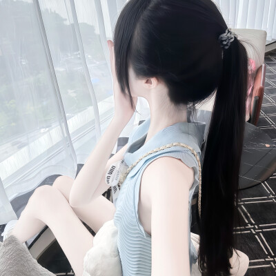妼