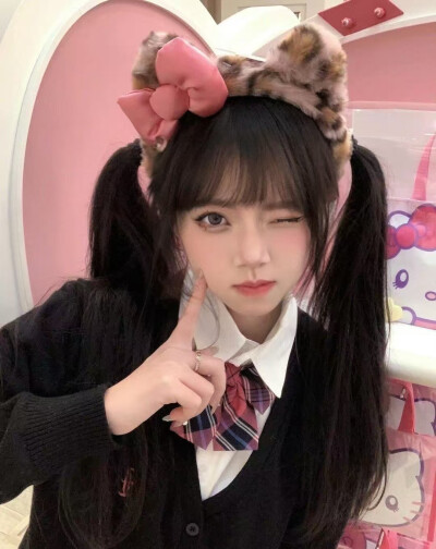 (๑•̀ω•́๑)