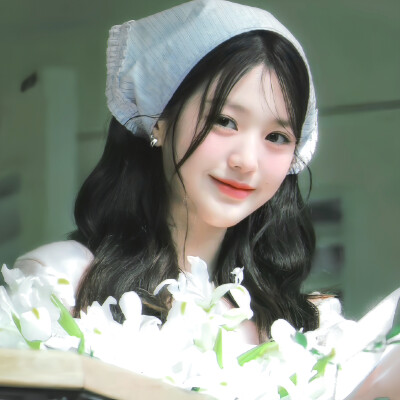 今年是得阿尔兹海默症的第十年。我感到许多东西正在离我而去。我先是忘记了那些精丽的辞藻，然后又忘记了那些复杂的句式。接着忘记了语法，最后，我只能用一些破碎的词汇来表达自己了。记忆也在离我而去，我现在唯一…