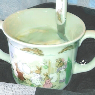 今年是得阿尔兹海默症的第十年。我感到许多东西正在离我而去。我先是忘记了那些精丽的辞藻，然后又忘记了那些复杂的句式。接着忘记了语法，最后，我只能用一些破碎的词汇来表达自己了。记忆也在离我而去，我现在唯一…