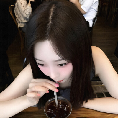 
借来的猫 初次渗入心脏的呼吸