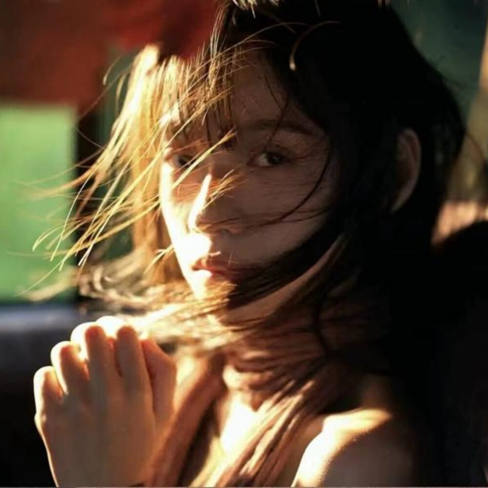 自由氛围感女头