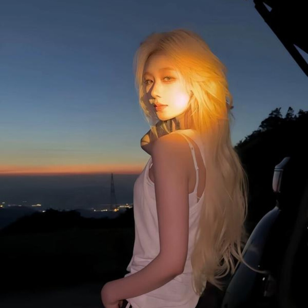 自由氛围感女头