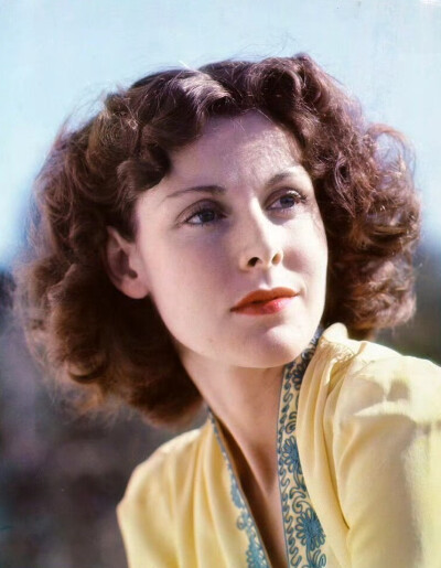 Frances Dee
